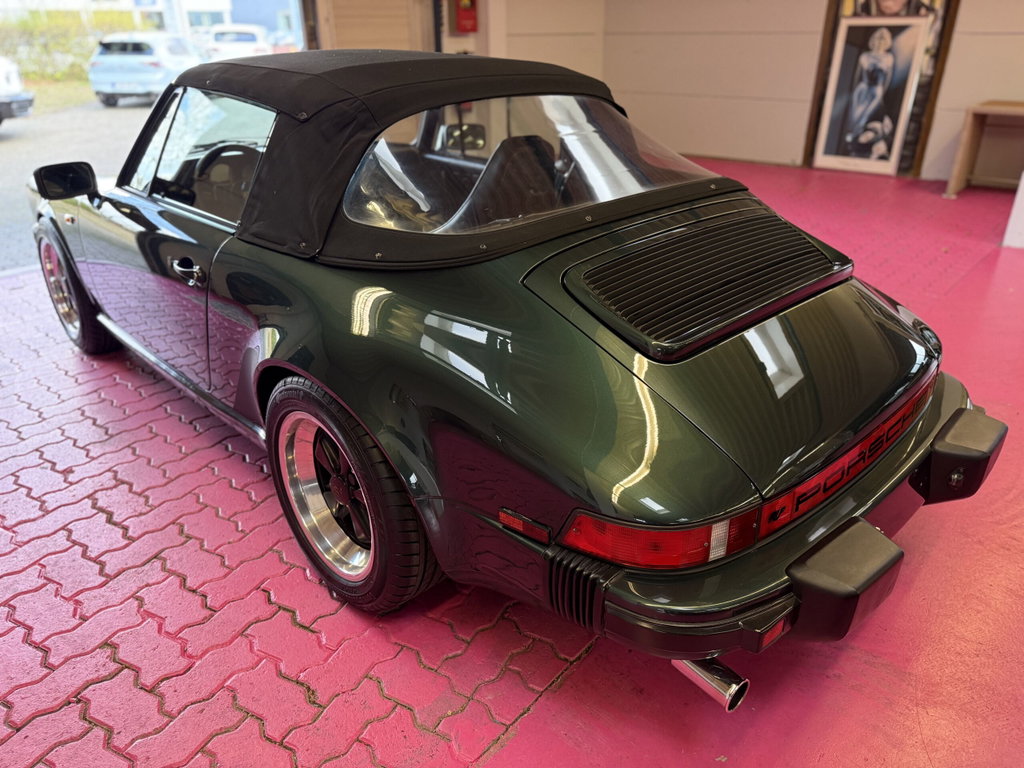 Porsche 911 Carrera 3.2