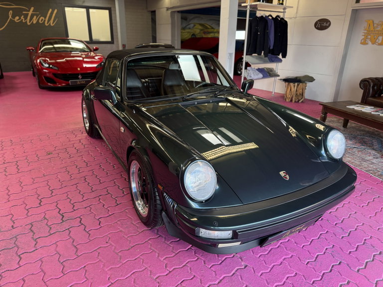 Porsche 911 Carrera 3.2