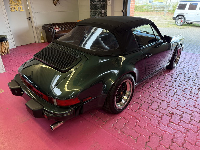 Porsche 911 Carrera 3.2