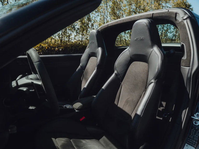 Porsche 992 Targa 4 GTS