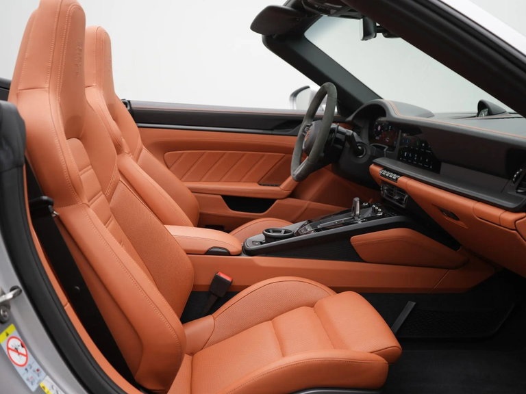Porsche 992.2 Carrera 4 GTS