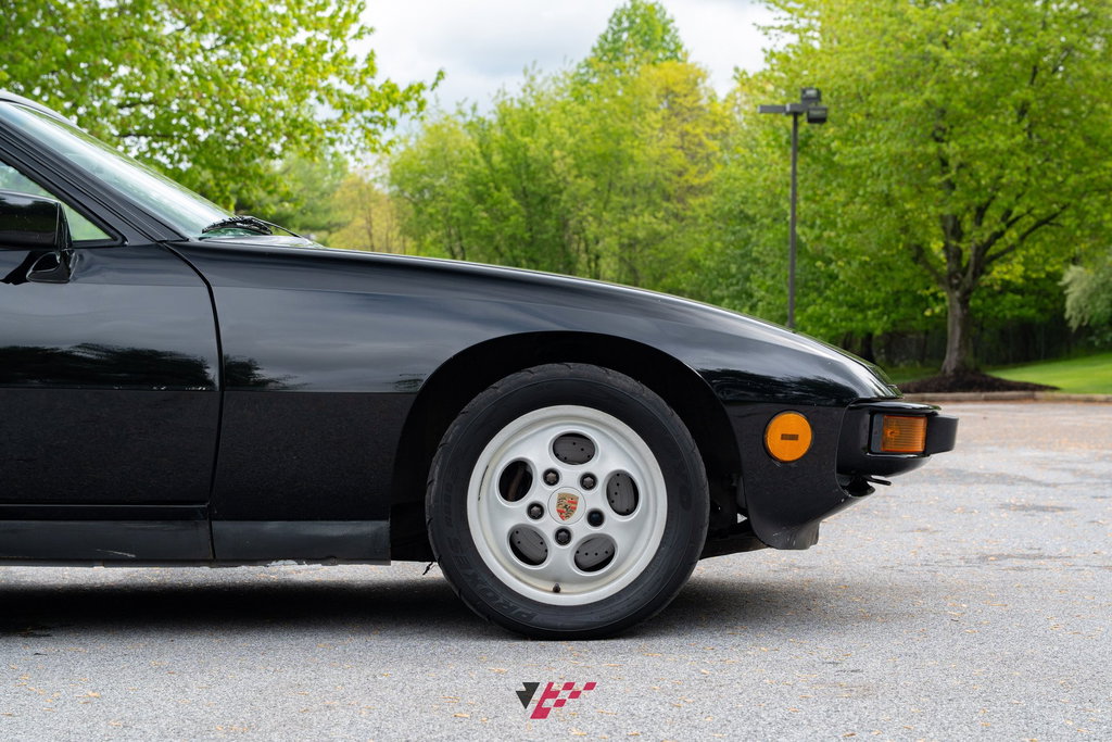 Porsche 924 S