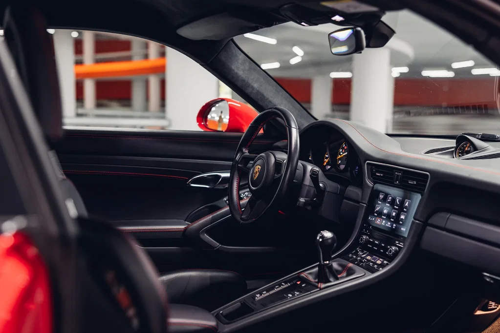 Porsche 991.2 GT3 Touring