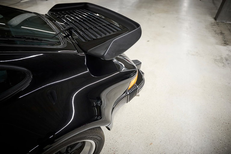Porsche 911 Turbo 3.3