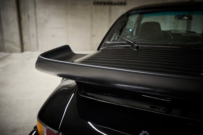Porsche 911 Turbo 3.3