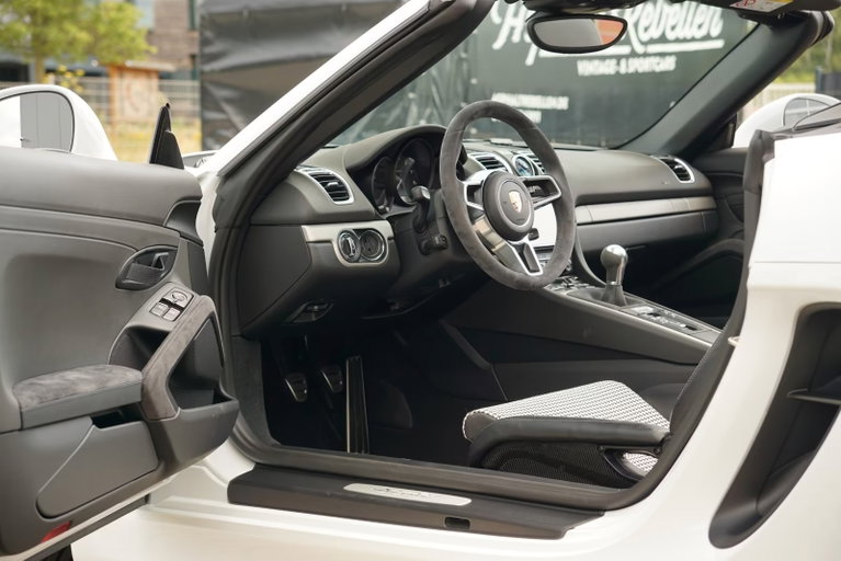 Porsche 981 Boxster Spyder