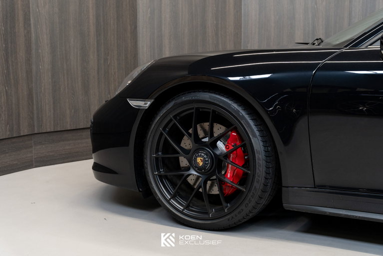 Porsche 991.2 Carrera GTS