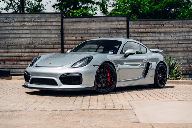 Porsche 981 Cayman GT4