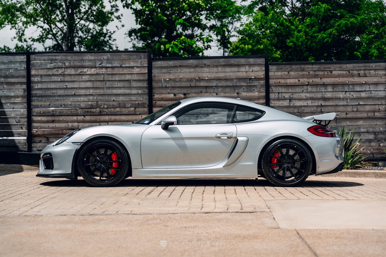 Porsche 981 Cayman GT4