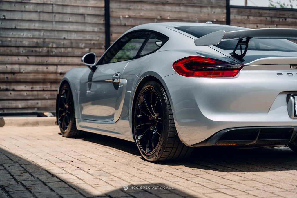 Porsche 981 Cayman GT4