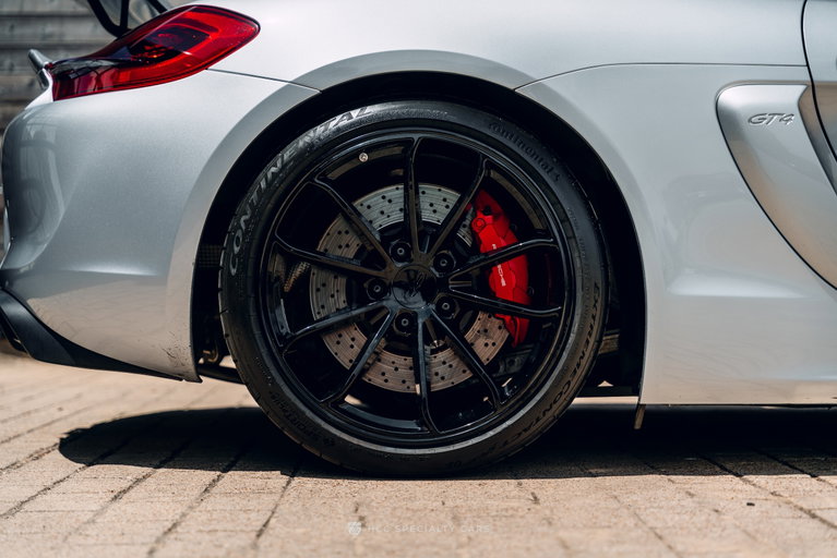 Porsche 981 Cayman GT4