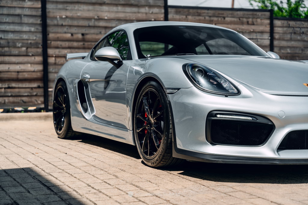Porsche 981 Cayman GT4