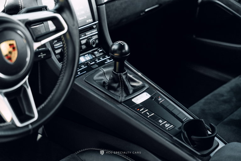 Porsche 981 Cayman GT4
