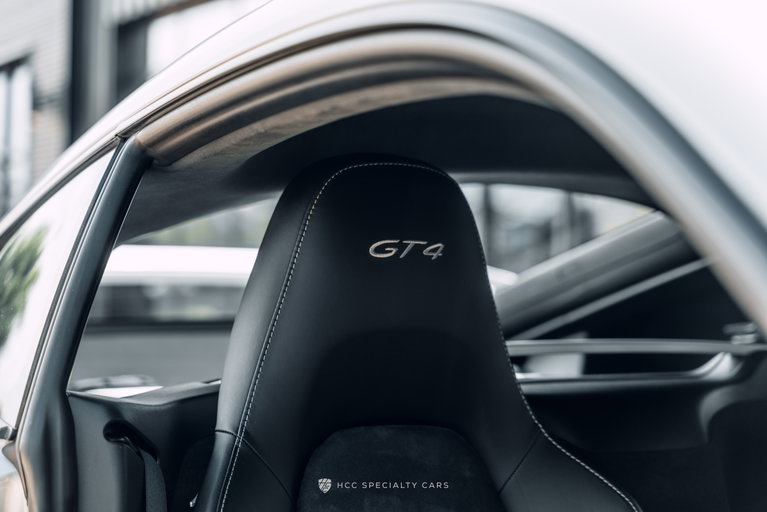 Porsche 981 Cayman GT4