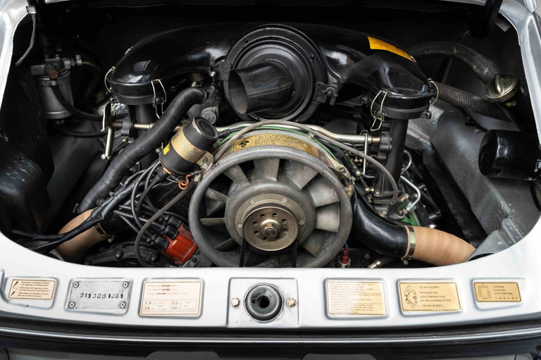 Porsche 911 E