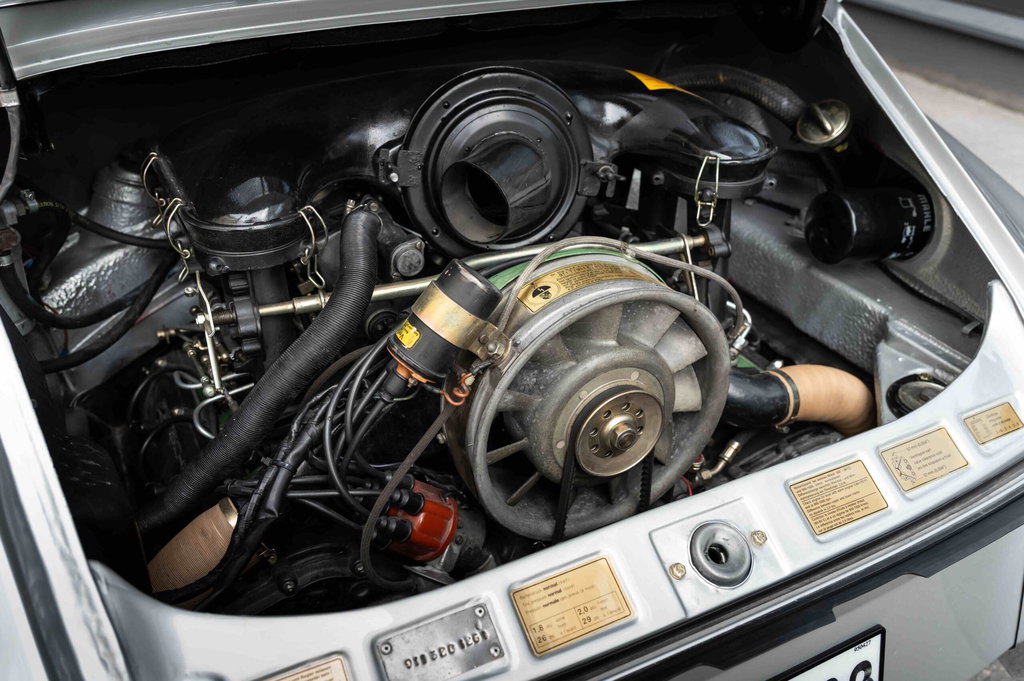 Porsche 911 E
