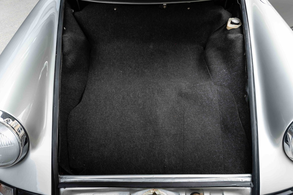 Porsche 911 E