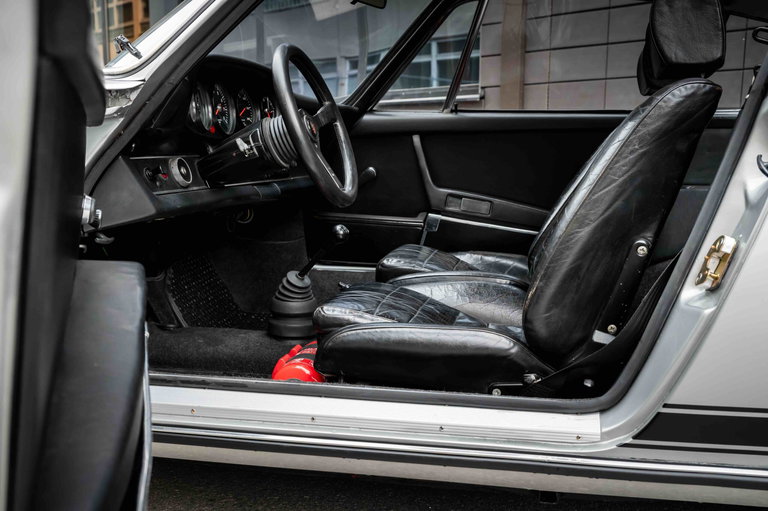 Porsche 911 E