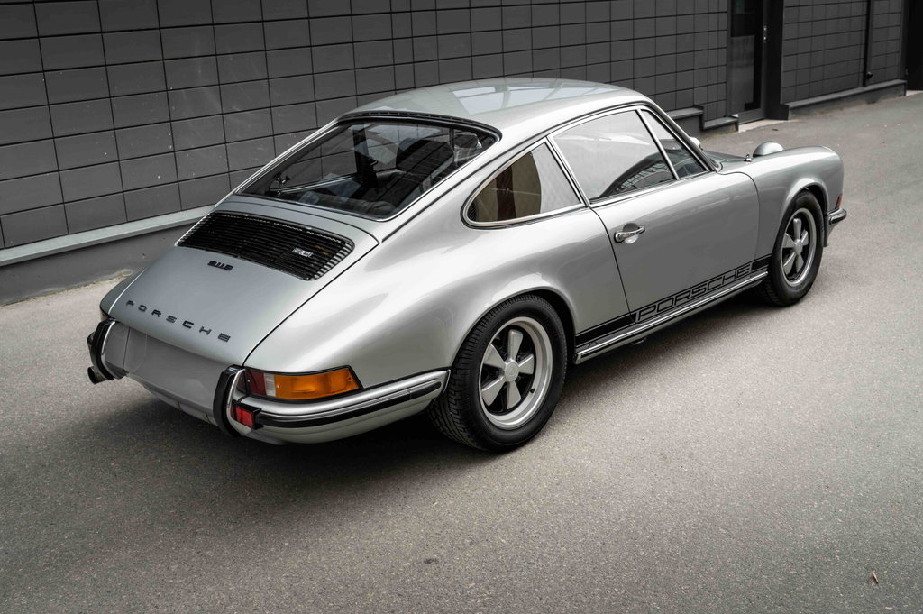 Porsche 911 E