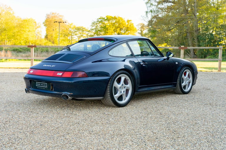Porsche 993 Carrera 4S