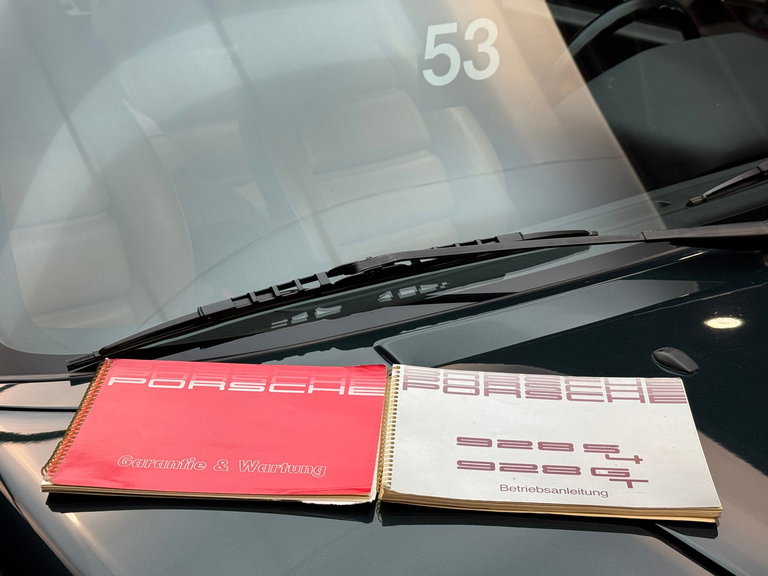 Porsche 928 S4