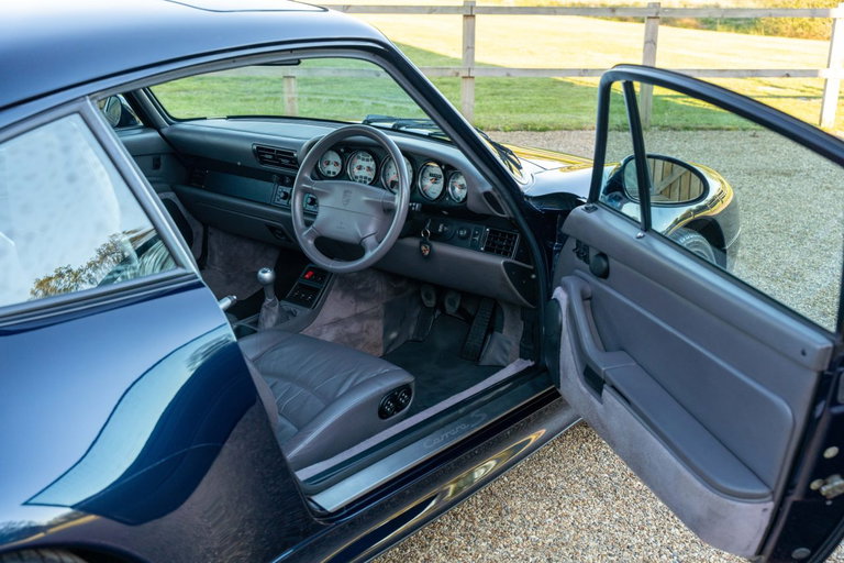 Porsche 993 Carrera 4S