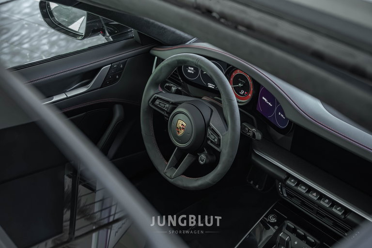 Porsche 992 Turbo