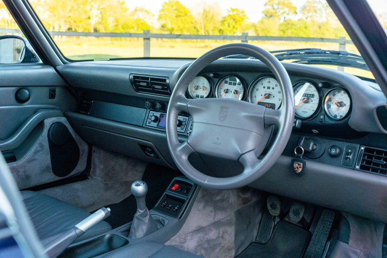 Porsche 993 Carrera 4S