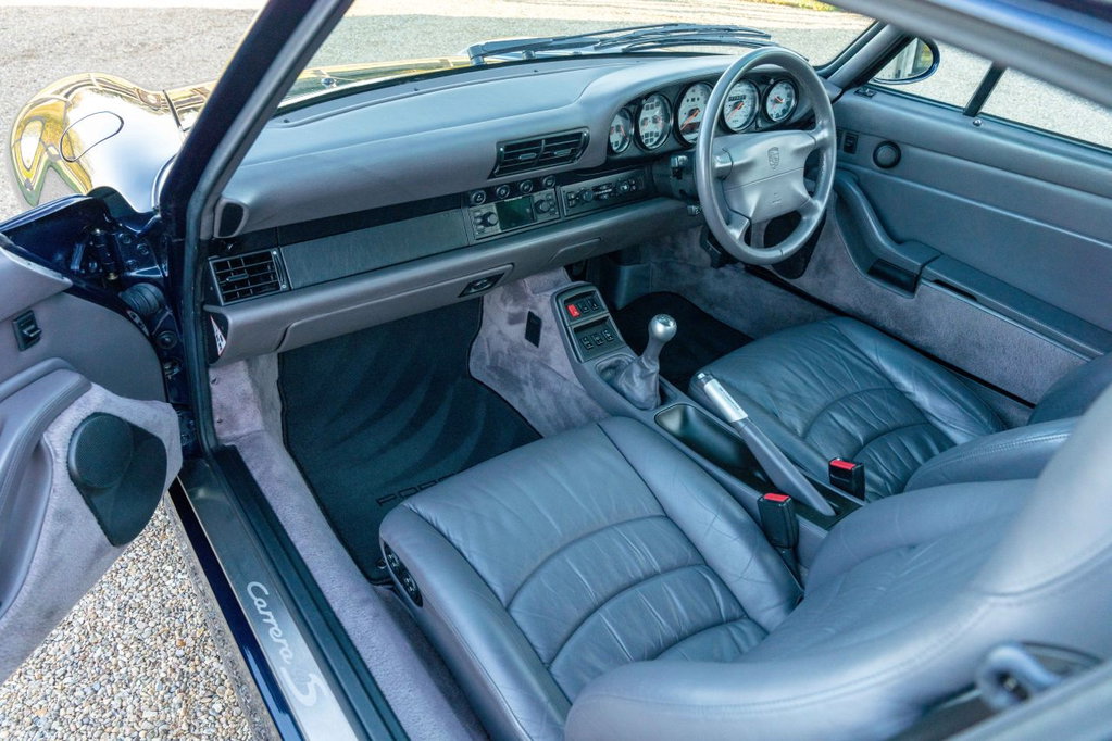 Porsche 993 Carrera 4S