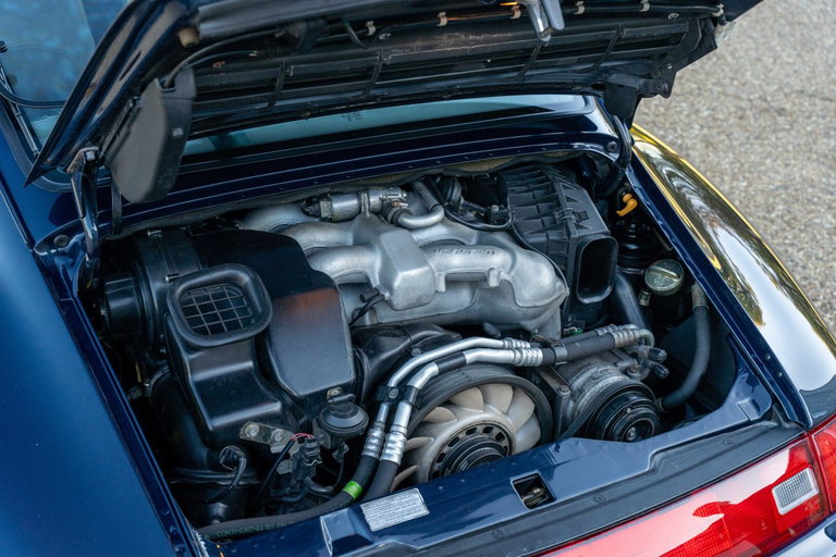 Porsche 993 Carrera 4S