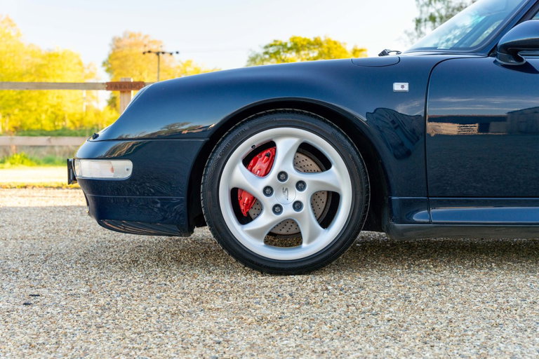 Porsche 993 Carrera 4S