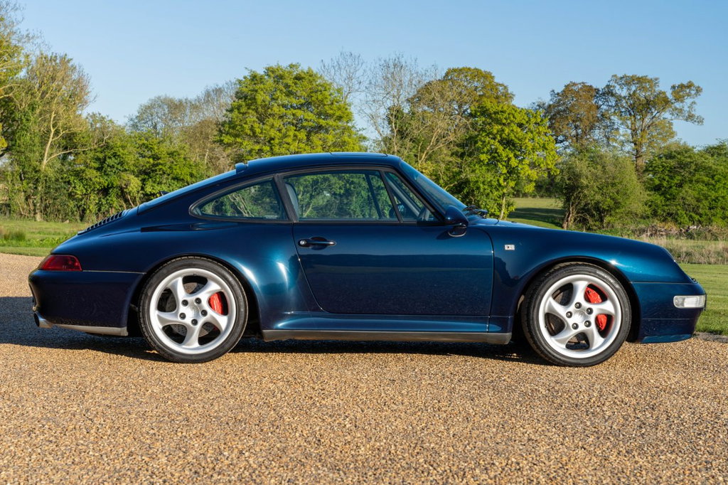 Porsche 993 Carrera 4S