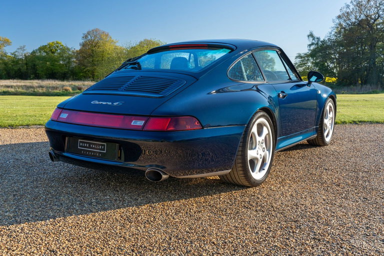 Porsche 993 Carrera 4S
