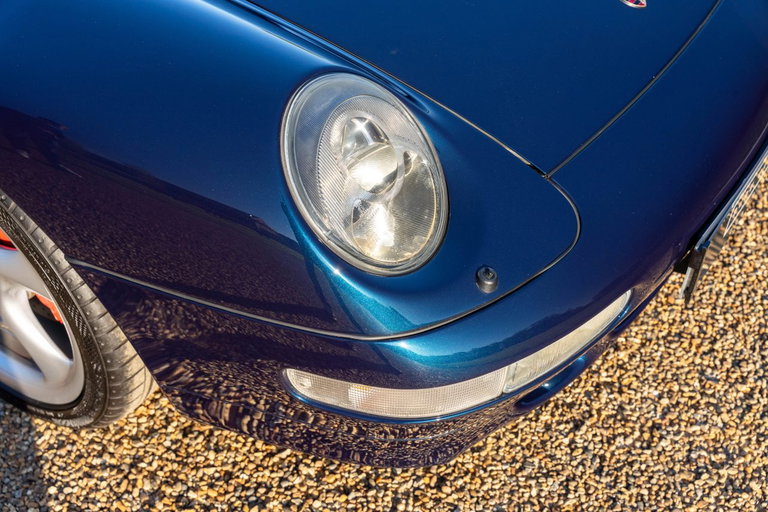 Porsche 993 Carrera 4S