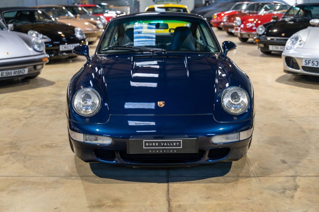 Porsche 993 Carrera 4S