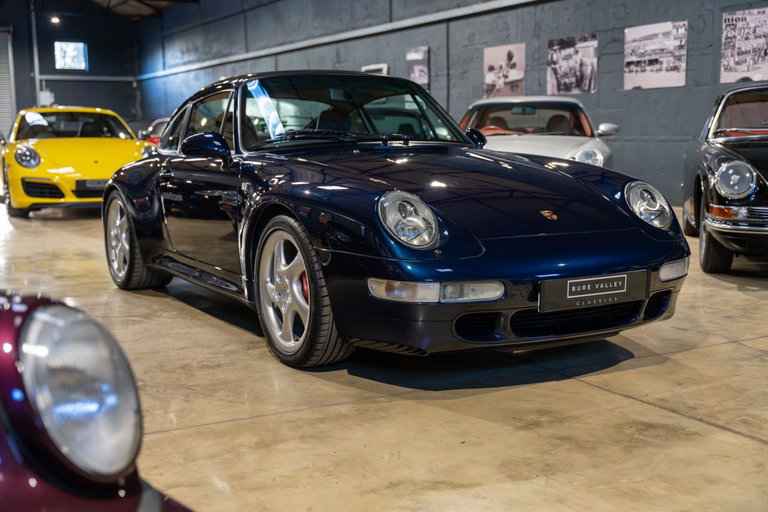Porsche 993 Carrera 4S