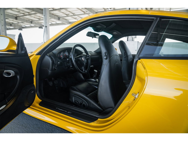 Porsche 996.2 Carrera 4S