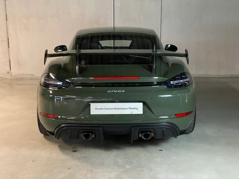 Porsche 718 Cayman GT4 RS