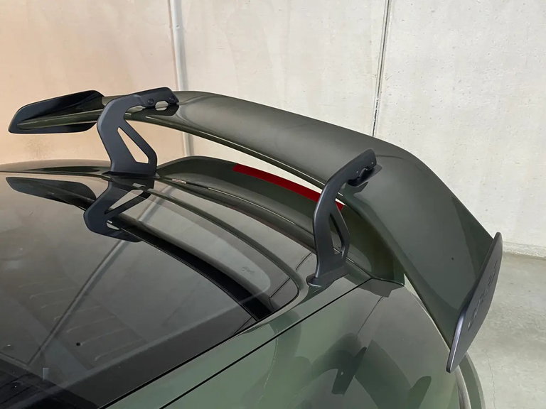 Porsche 718 Cayman GT4 RS