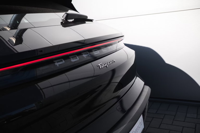 Porsche Taycan Sport Turismo