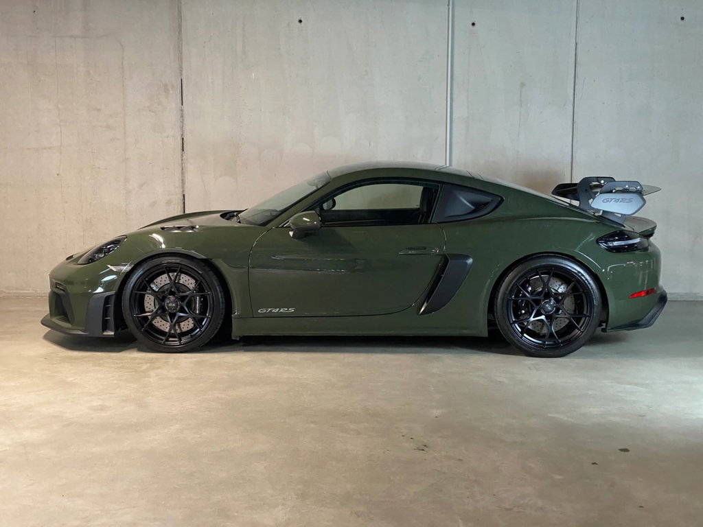 Porsche 718 Cayman GT4 RS