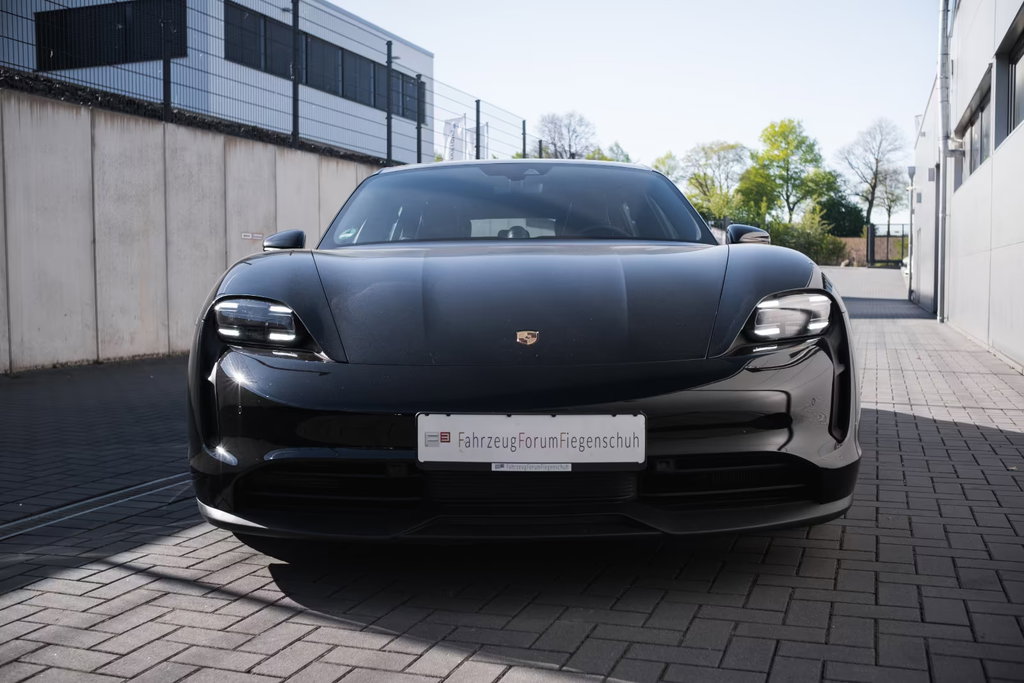 Porsche Taycan Sport Turismo