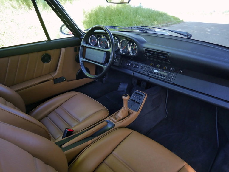 Porsche 964 Carrera 2