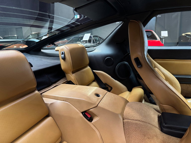 Porsche 928 S4