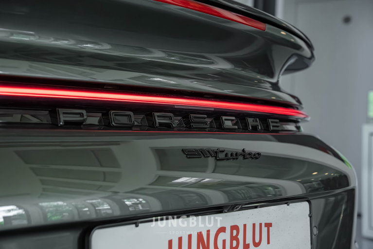 Porsche 992 Turbo