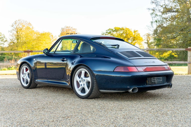 Porsche 993 Carrera 4S