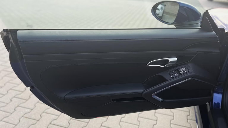 Porsche 718 Boxster Style Edition