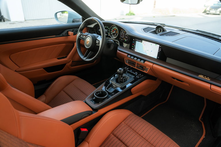 Porsche 911 S/T