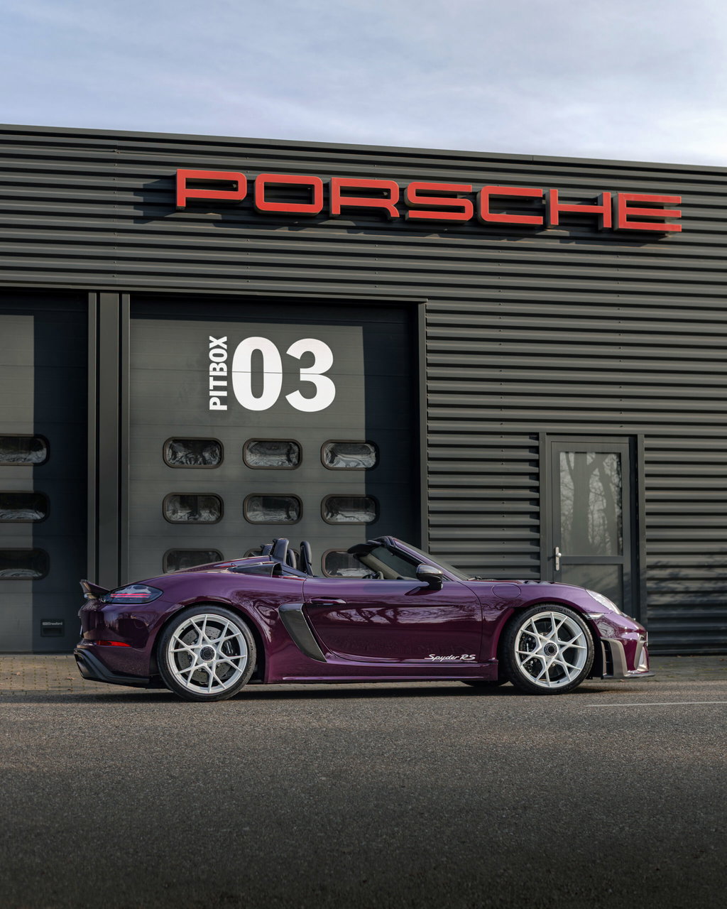 Porsche 718 Spyder RS