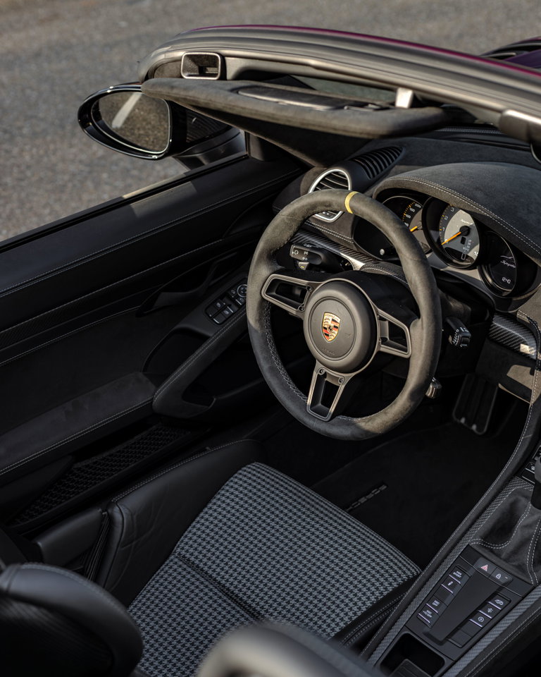 Porsche 718 Spyder RS